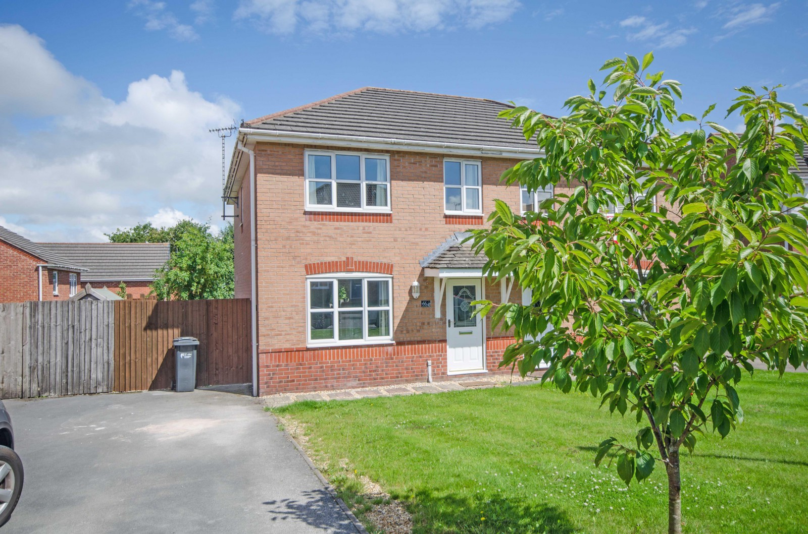 3 bedroom House (unspecified) LSTC