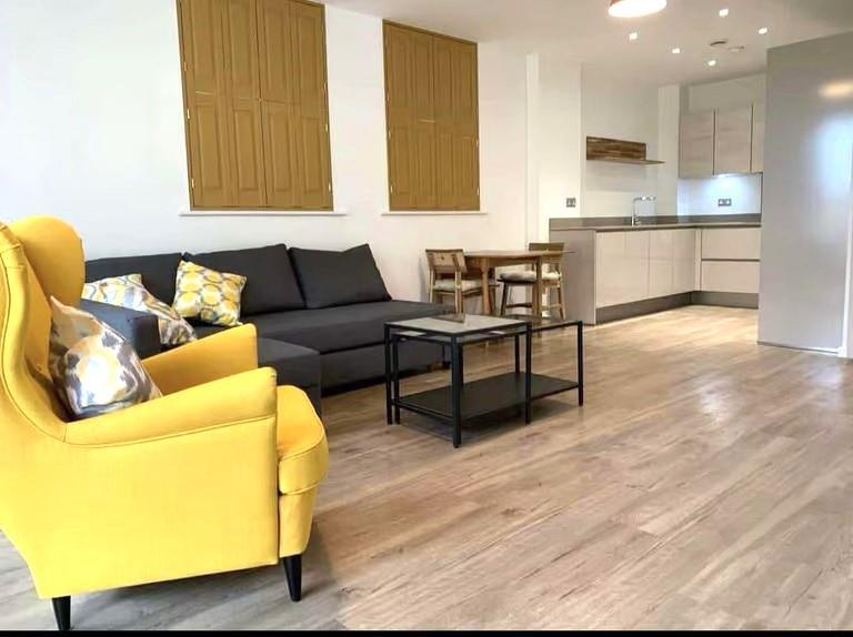 1 bedroom Apartment To Let