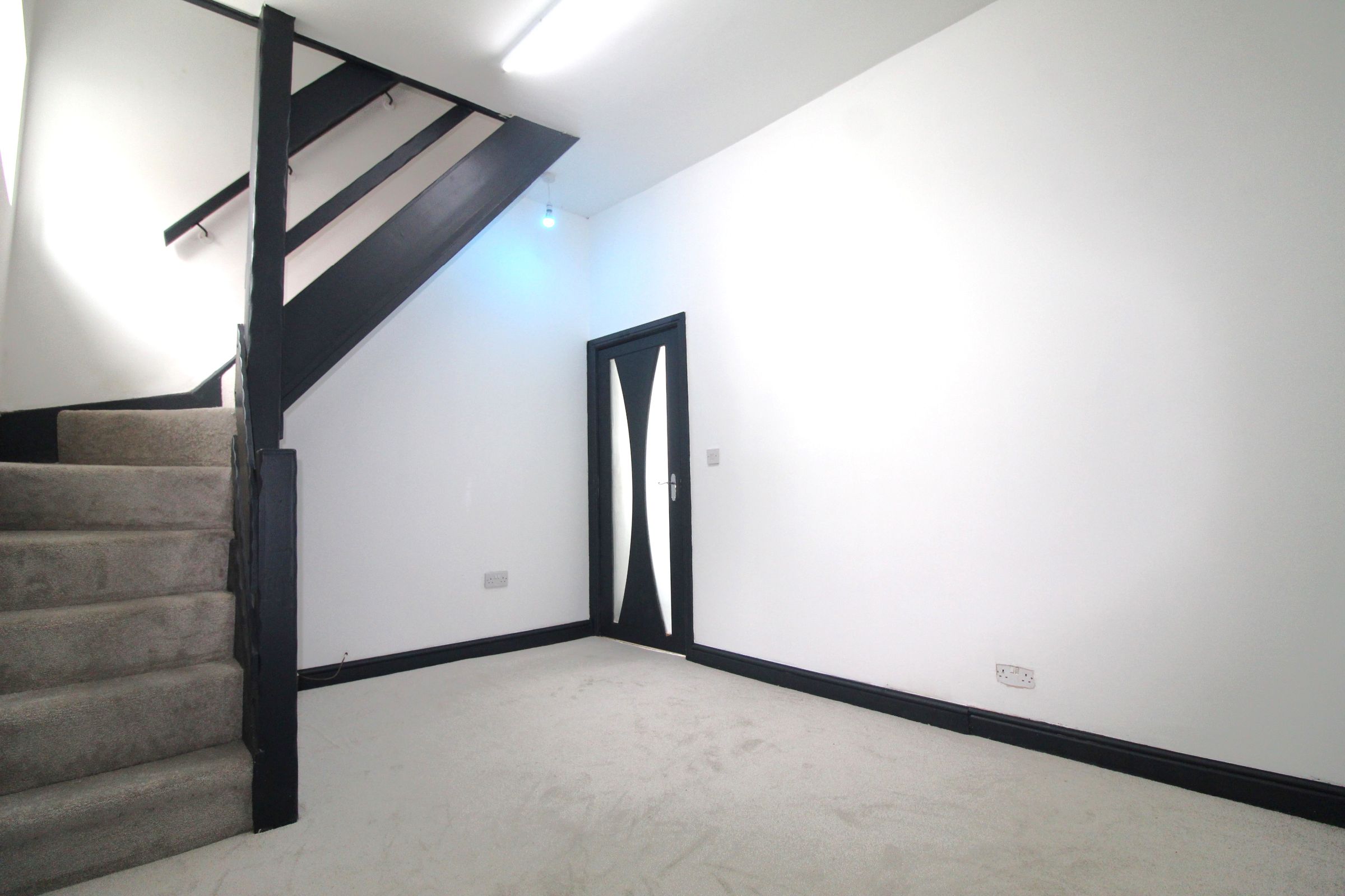 3 bedroom Terraced House Under Offer
