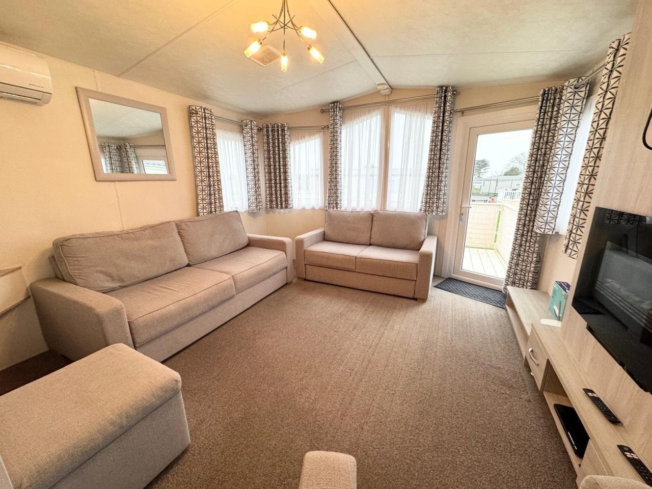 2 bedroom Mobile home For Sale