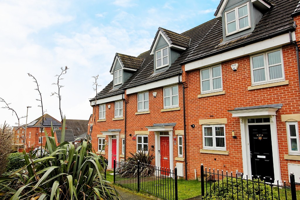 4 bedroom Detached house Sold