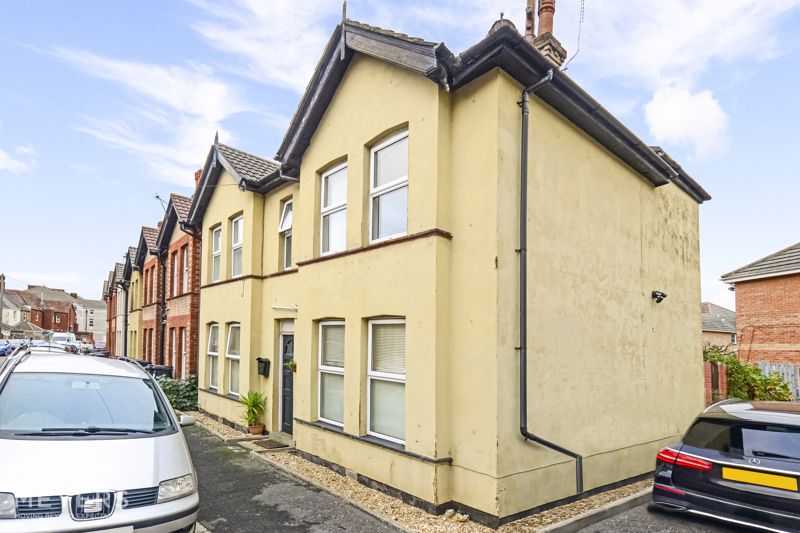 2 bedroom Apartment Sold