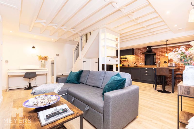 1 bedroom Apartment Sold