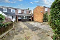 3 bedroom Semi-detached house Sold