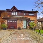 4 bedroom Apartment For Sale