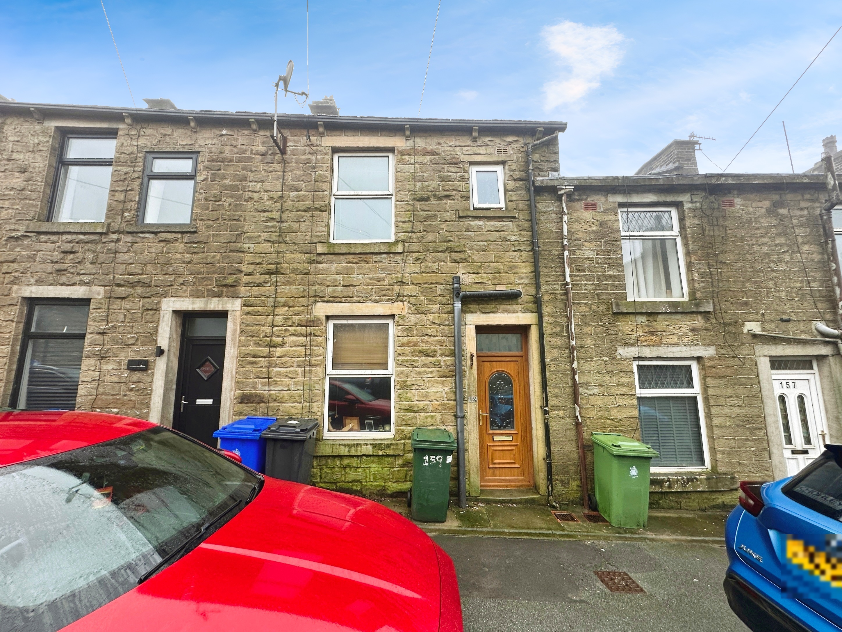 2 bedroom House (unspecified) For Sale