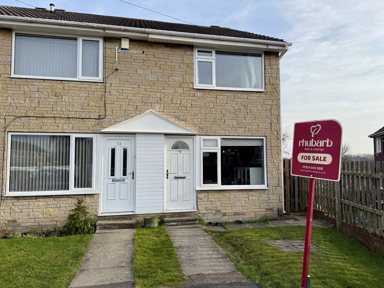 2 bedroom Terraced For Sale