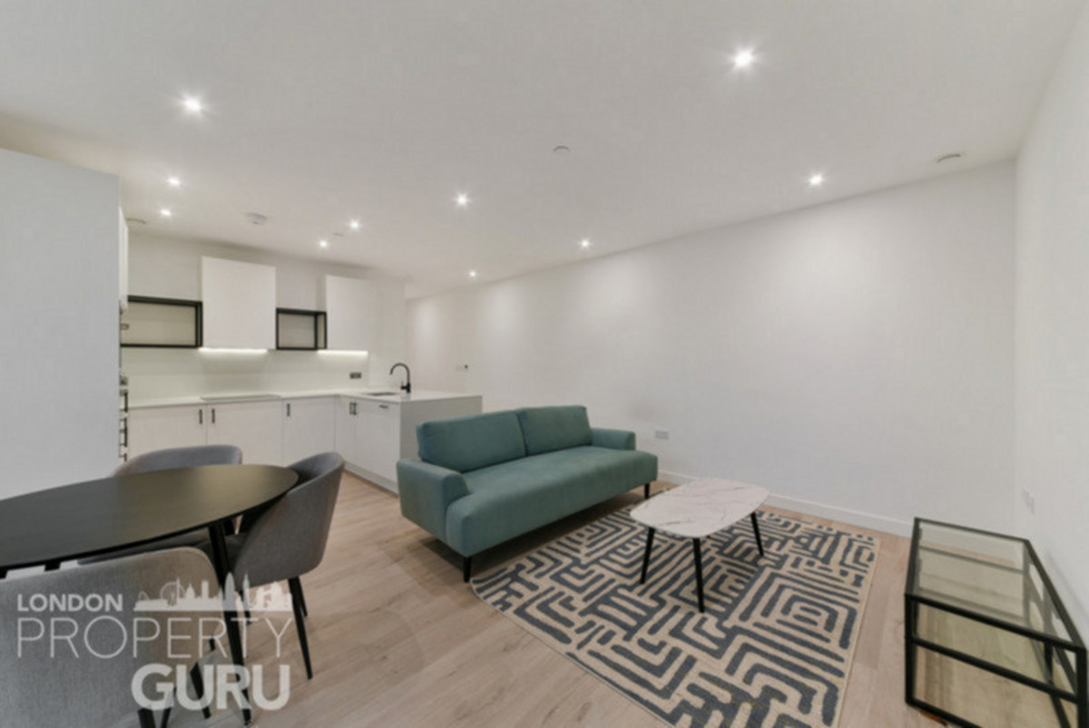 2 bedroom Apartment To Let