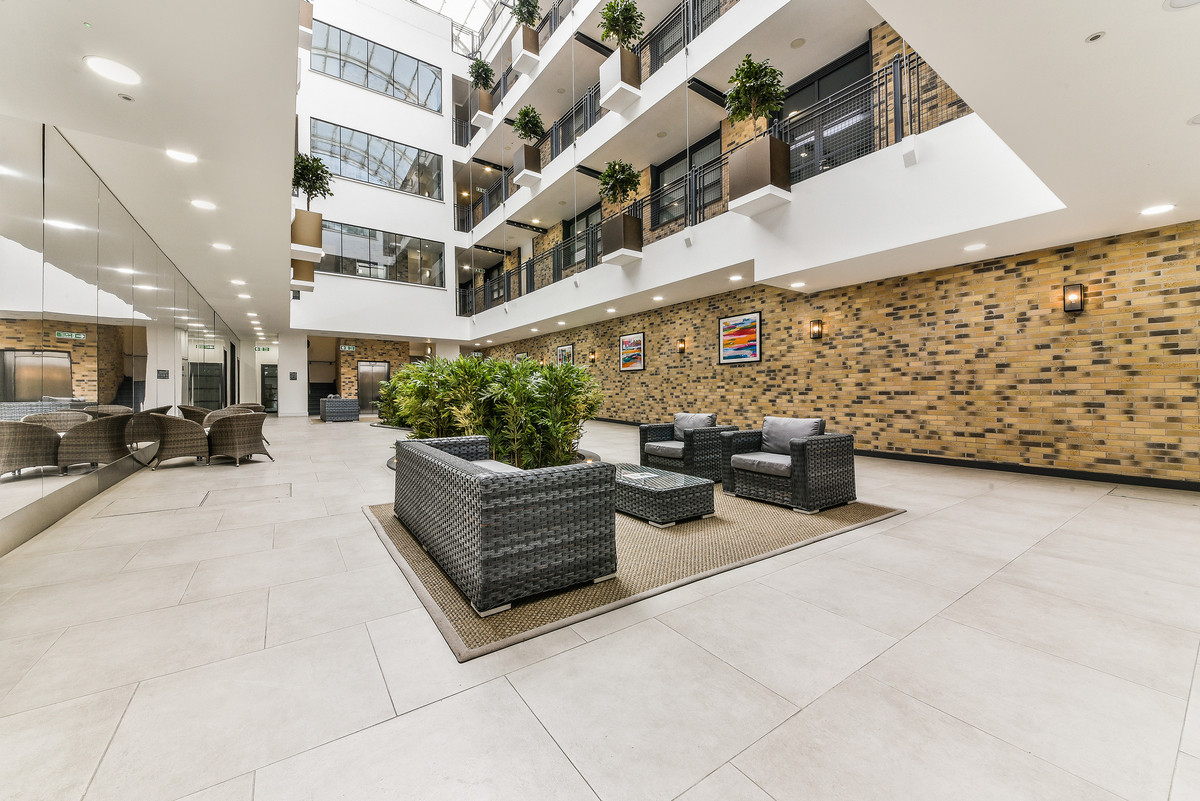 1 bedroom Apartment To Let
