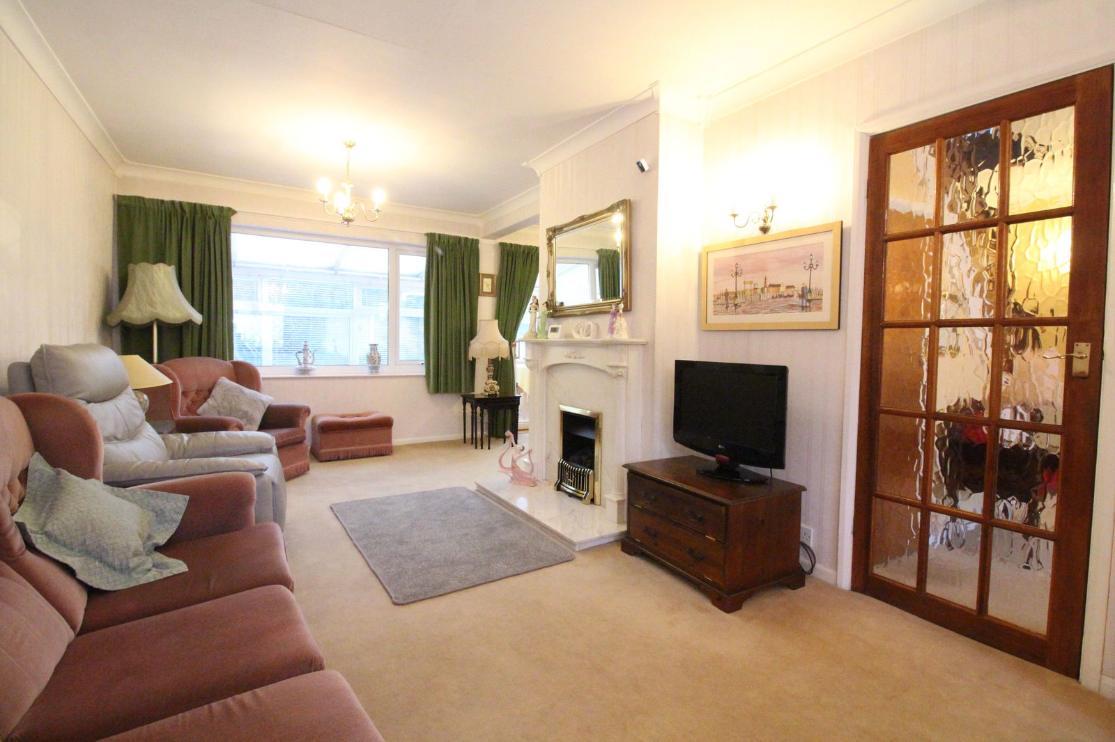3 bedroom Detached For Sale