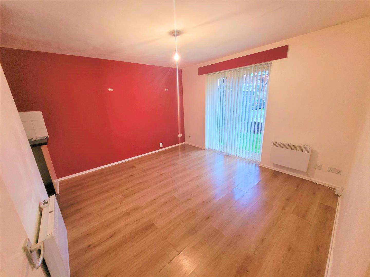 1 bedroom Purpose Built Let