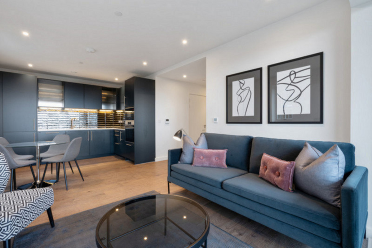 2 bedroom Apartment To Let