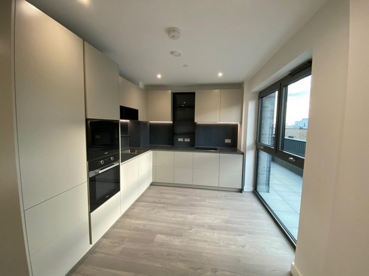 2 bedroom Apartment To Let