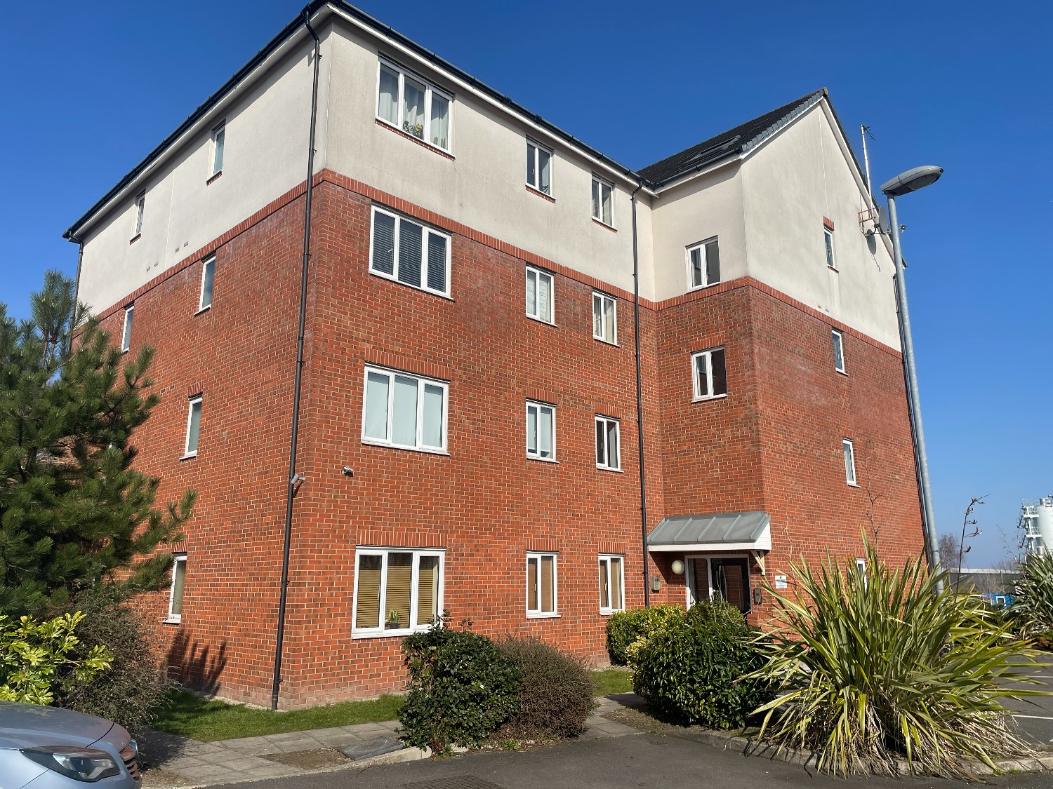 2 bedroom Apartment To Let