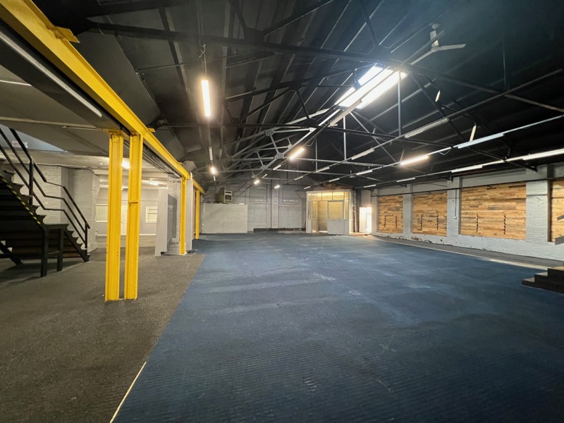 Light Industrial To Let
