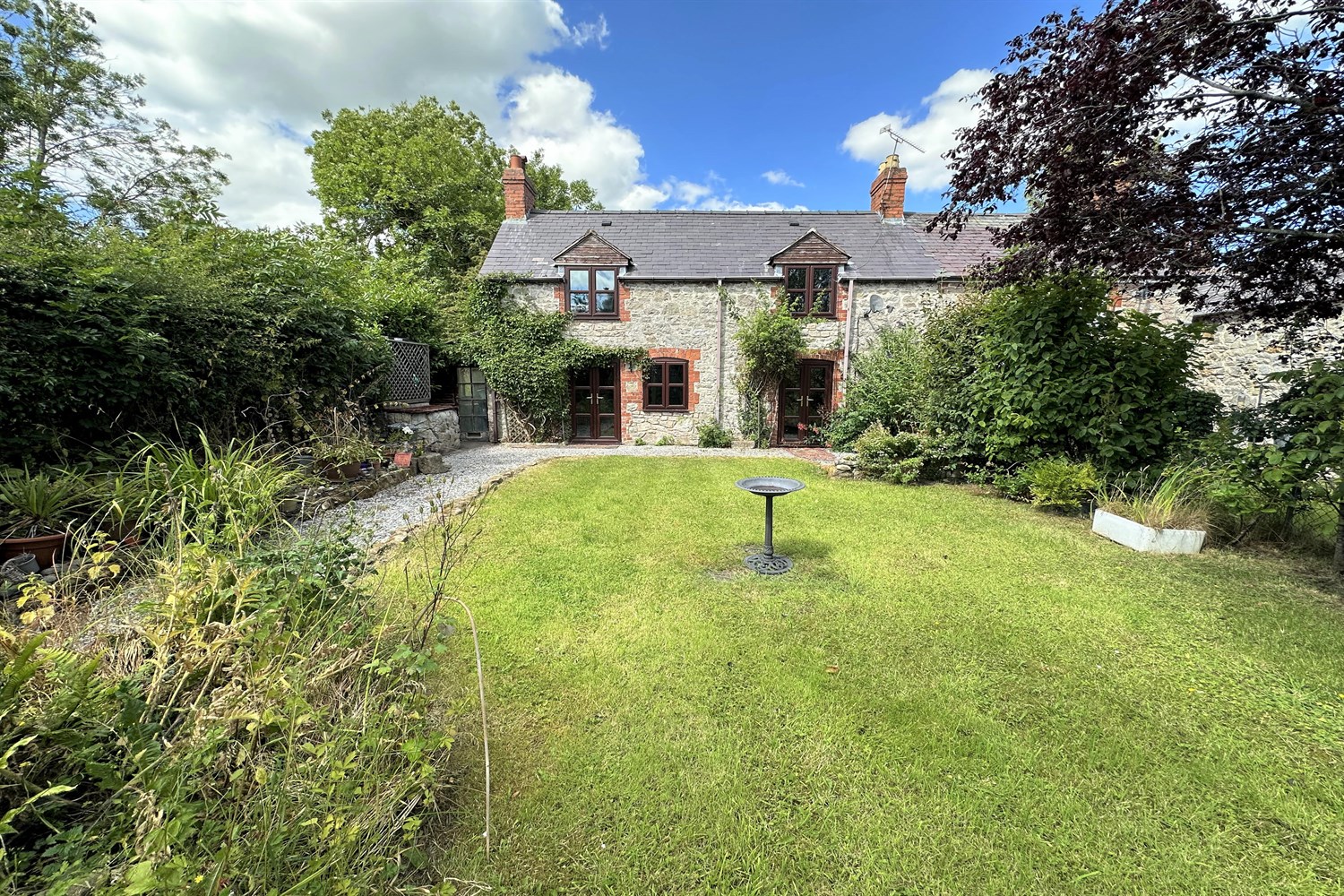 2 bedroom House (unspecified) LSTC