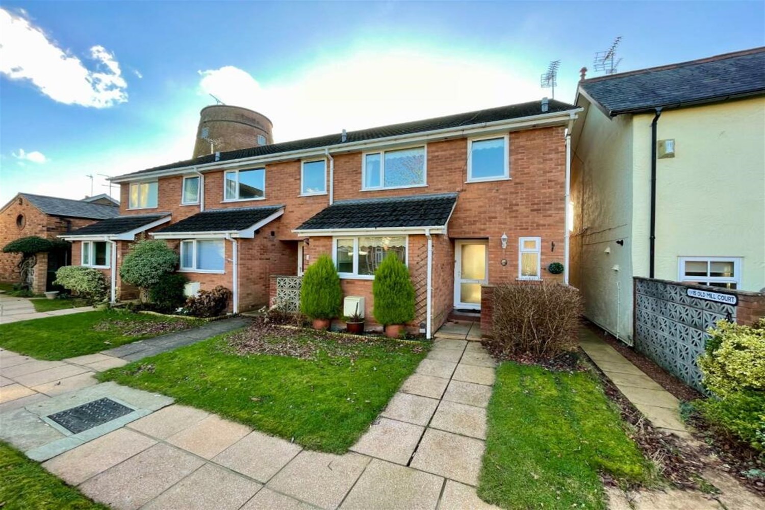 2 bedroom House (unspecified) LSTC