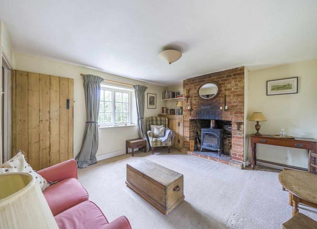4 bedroom Cottage For Sale