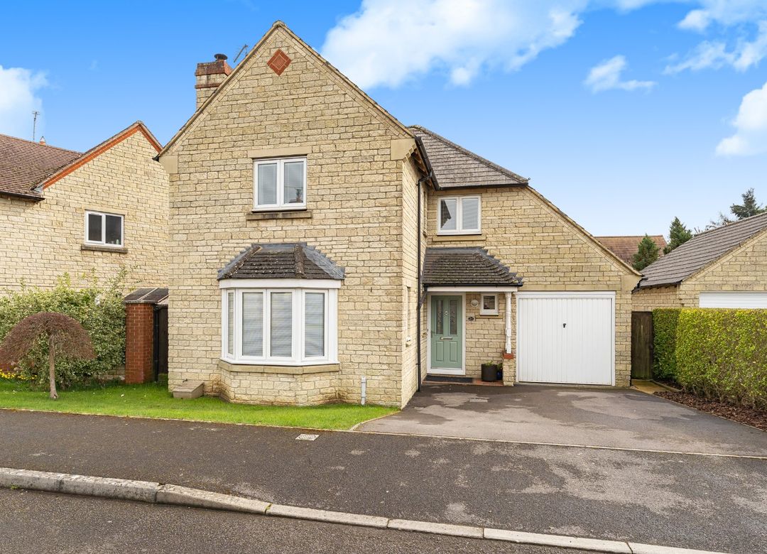4 bedroom Detached house Sold
