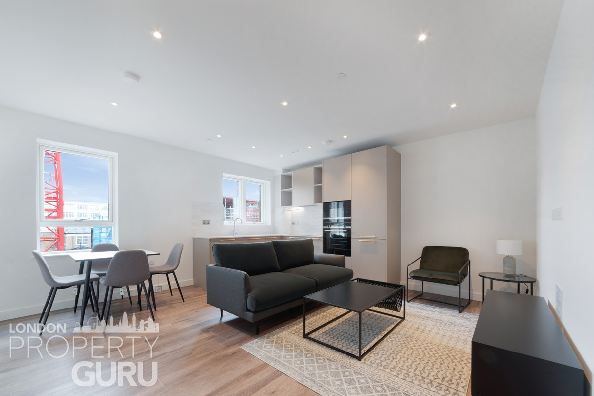 2 bedroom Apartment To Let