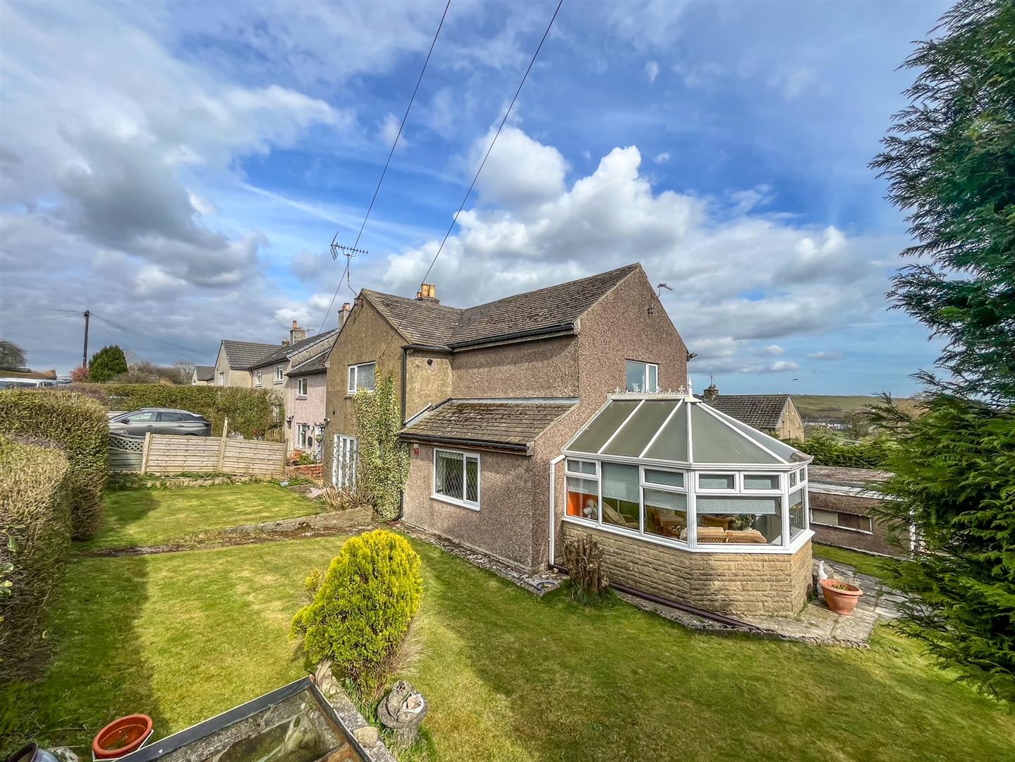 3 bedroom End Terrace For Sale