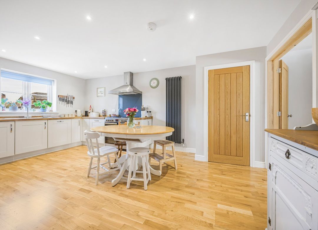 5 bedroom  For Sale