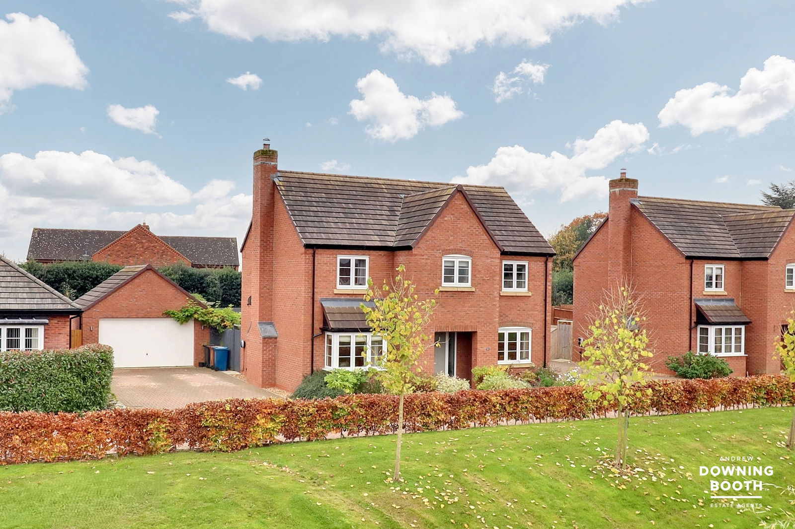 4 bedroom Detached house SSTC