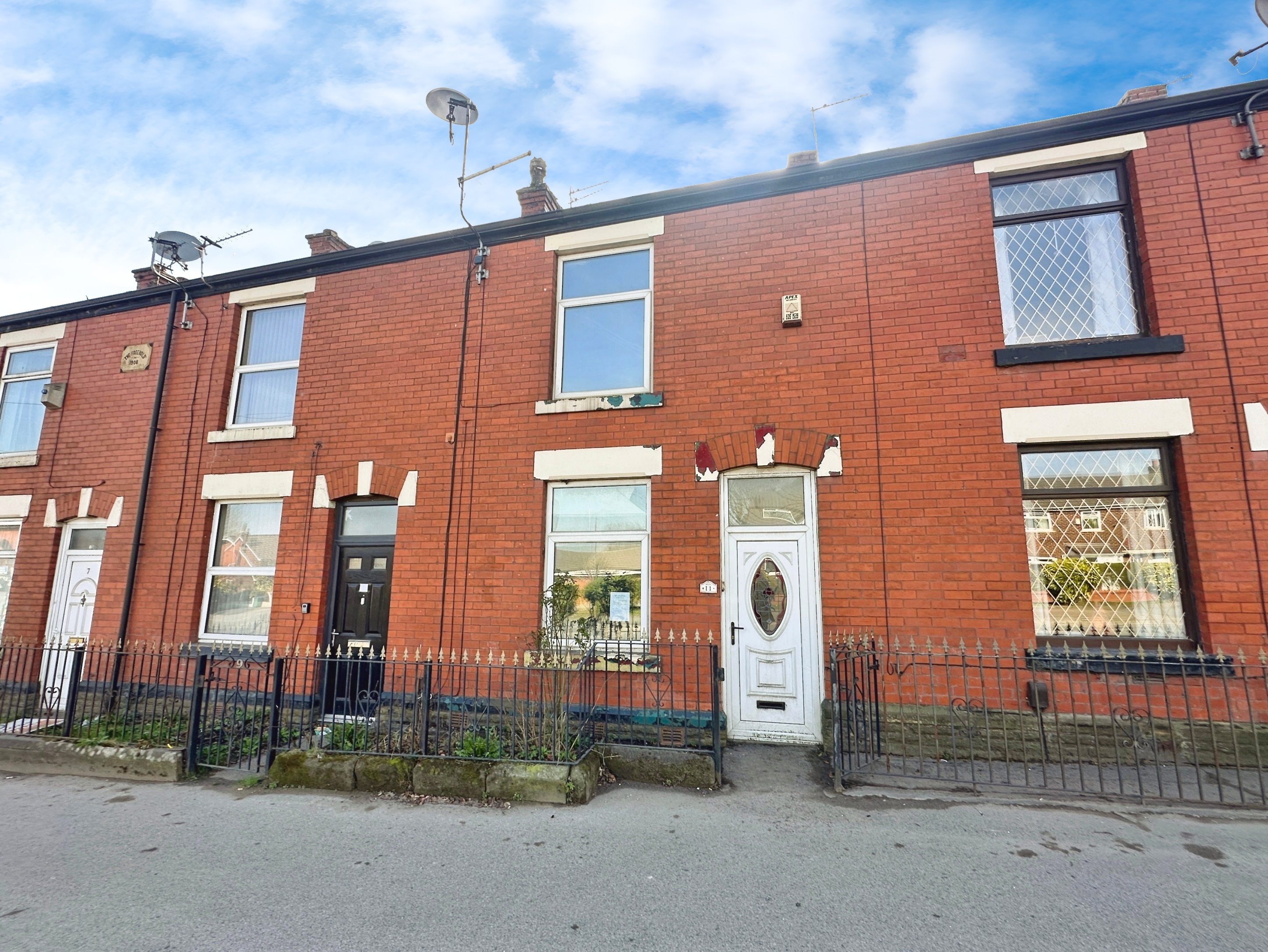 2 bedroom House (unspecified) SSTC