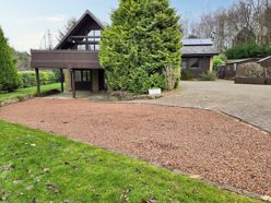 5 bedroom Lodge For Sale