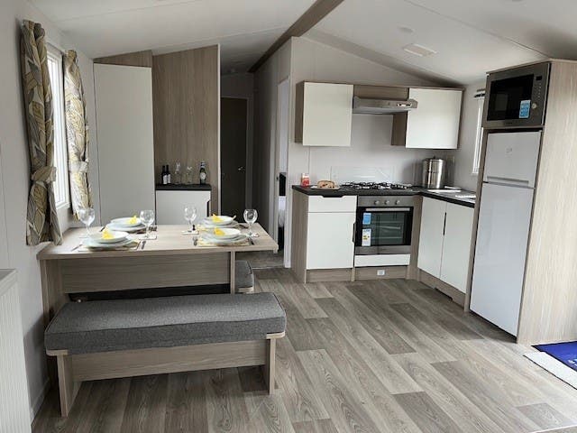 2 bedroom  For Sale