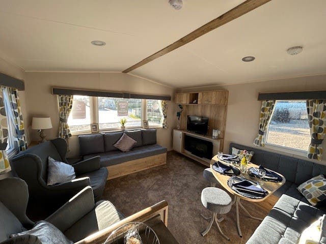 2 bedroom  For Sale