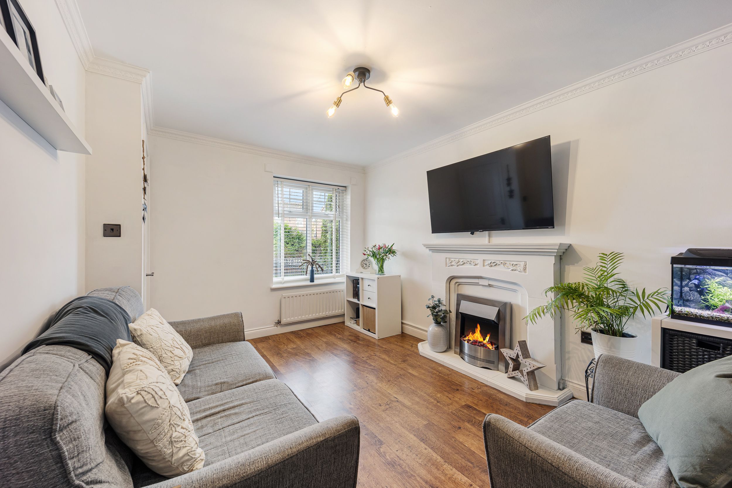 2 bedroom House (unspecified) For Sale