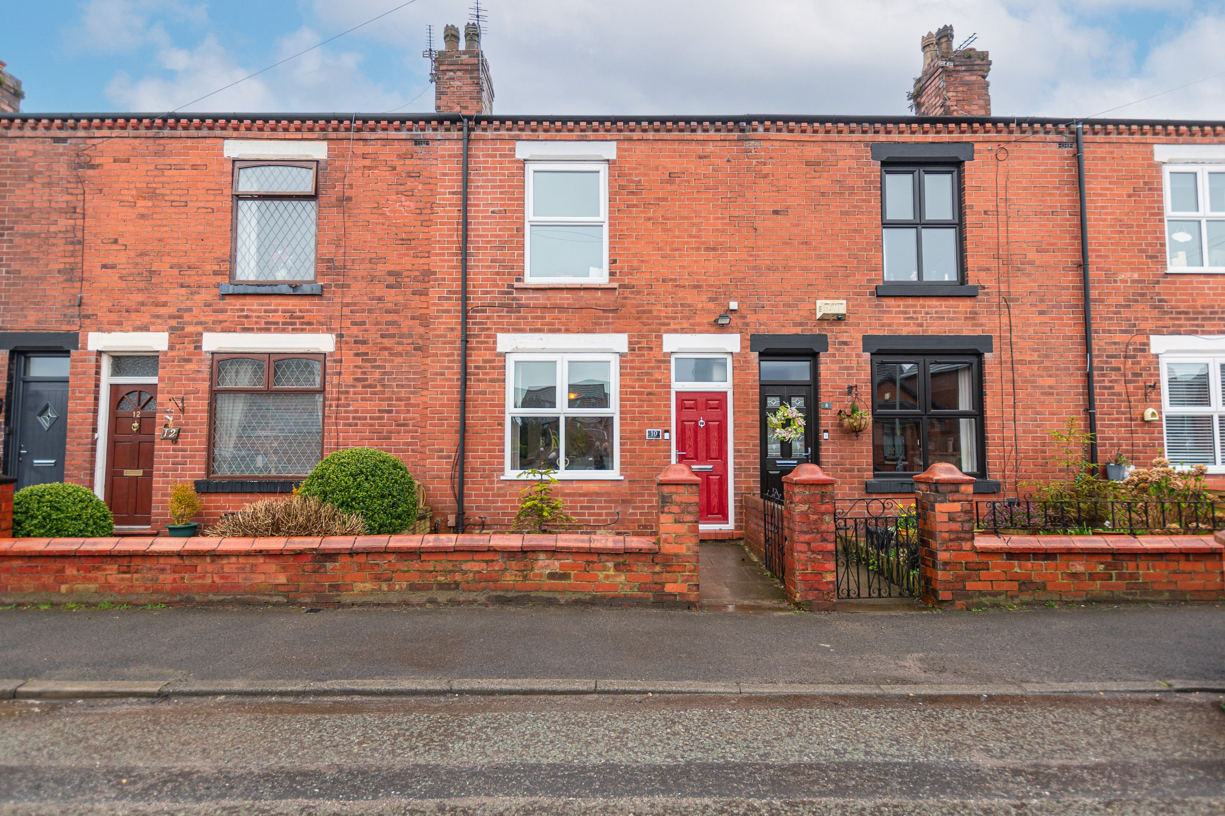 2 bedroom House SSTC