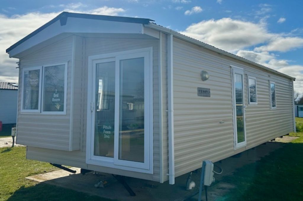 2 bedroom  For Sale
