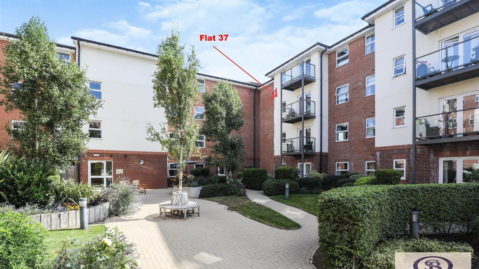 1 bedroom Apartment For Sale