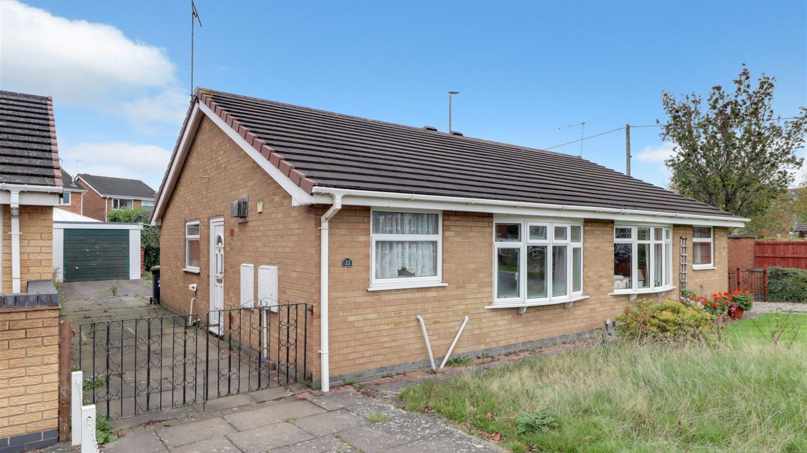 2 bedroom Bungalow For Sale