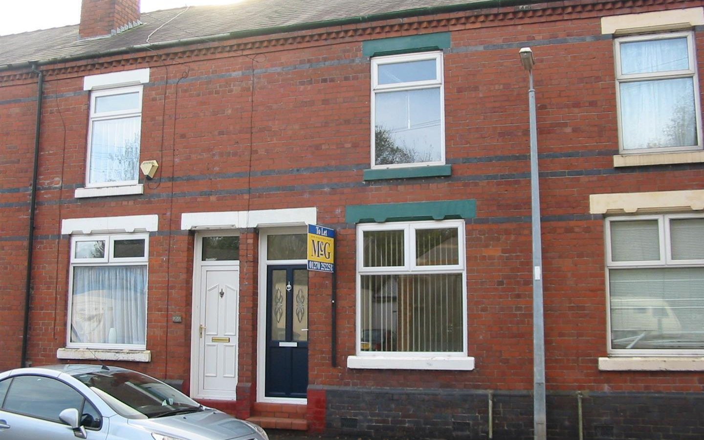 2 bedroom Detached House For Sale
