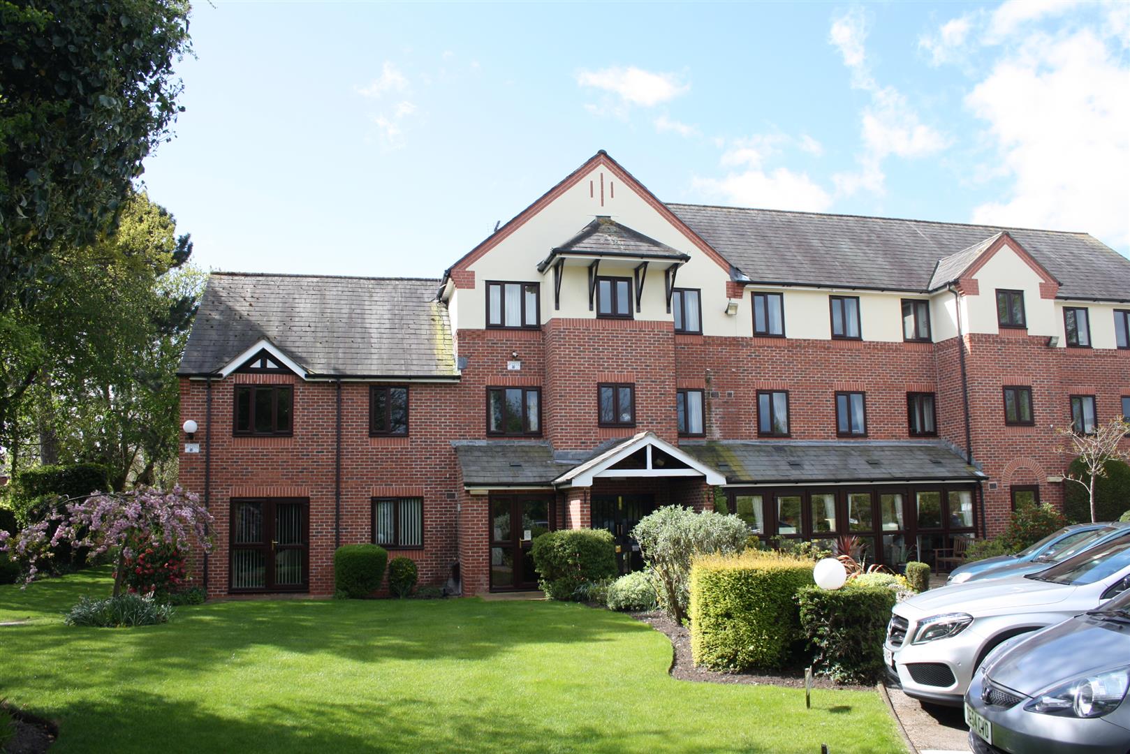 1 bedroom Flat share Sold
