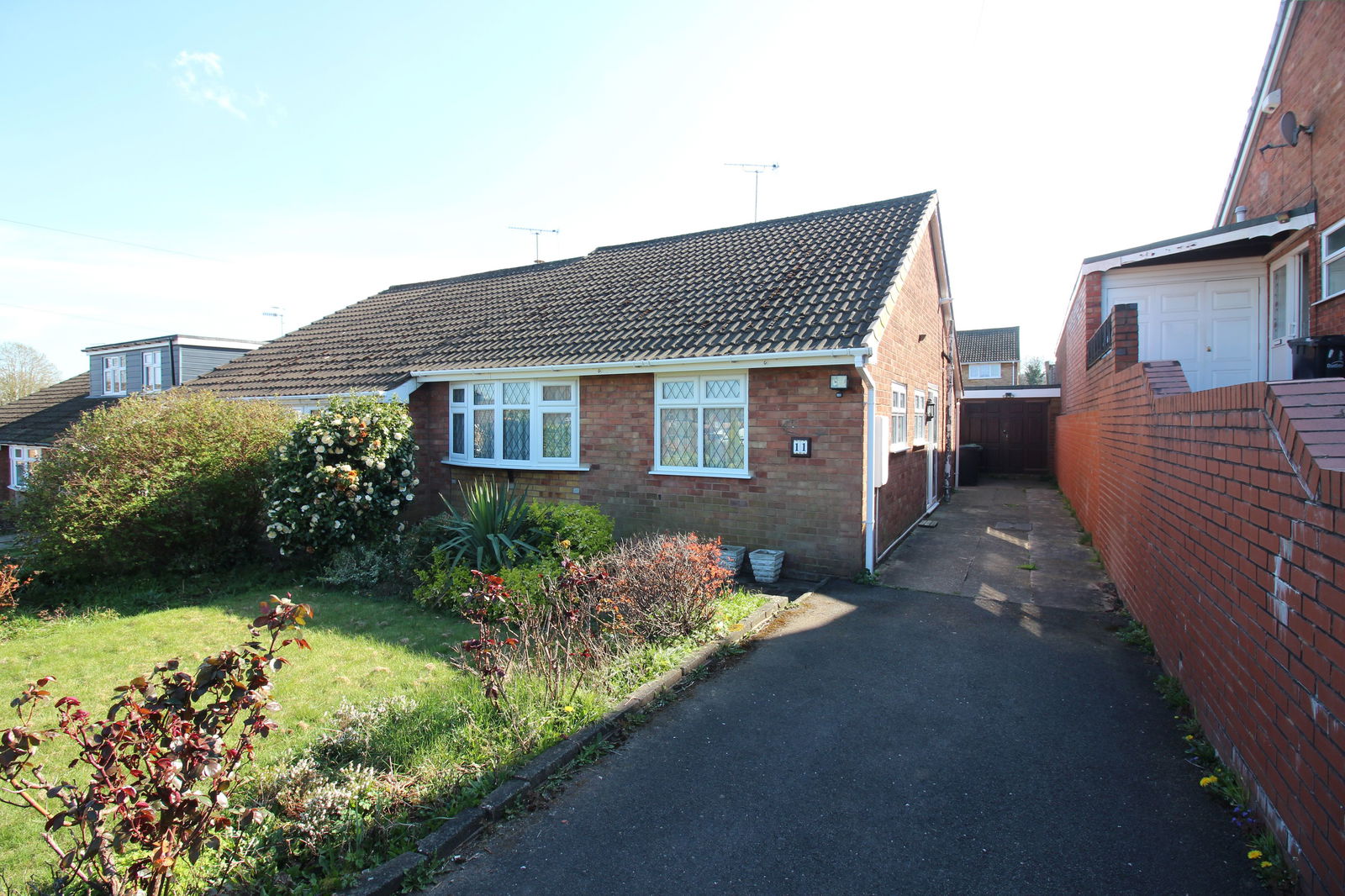 2 bedroom Semi-Detached For Sale