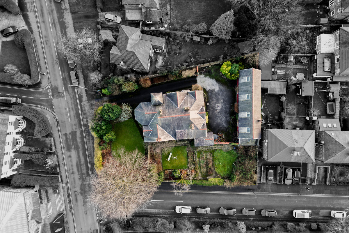 5 bedroom  For Sale
