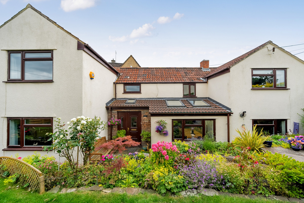 5 bedroom  For Sale