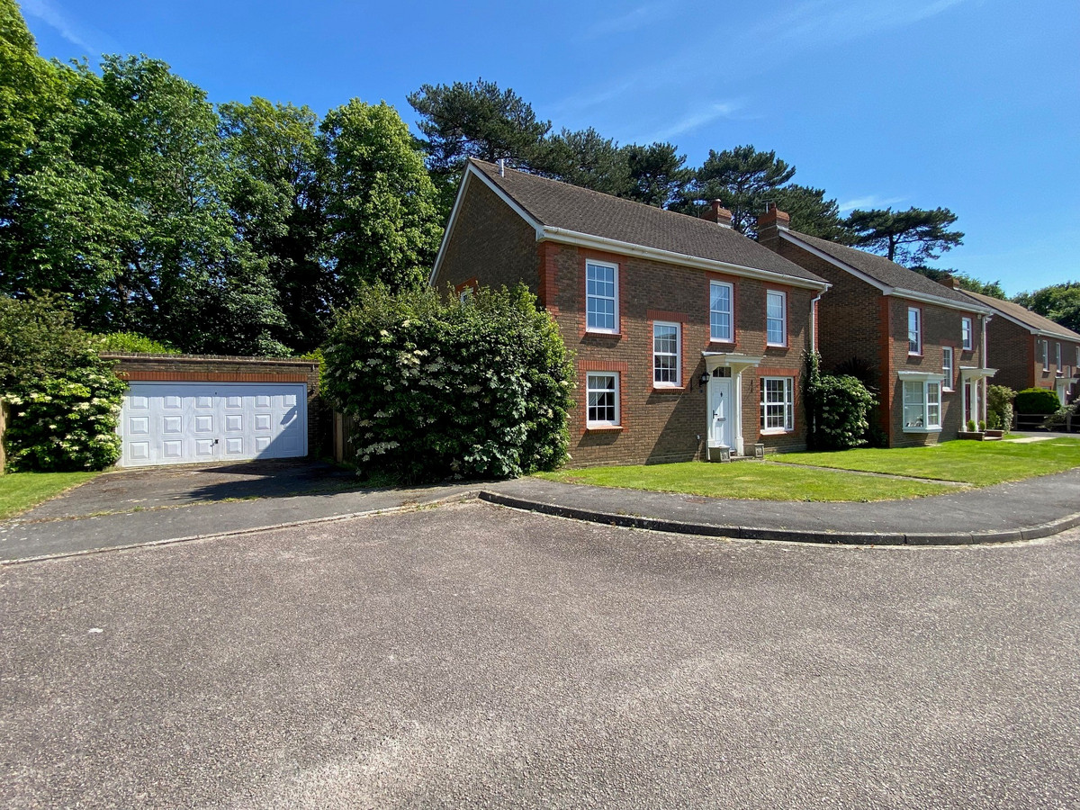 4 bedroom Detached House Sold