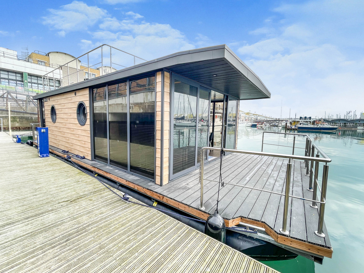 2 bedroom Detached House Sold