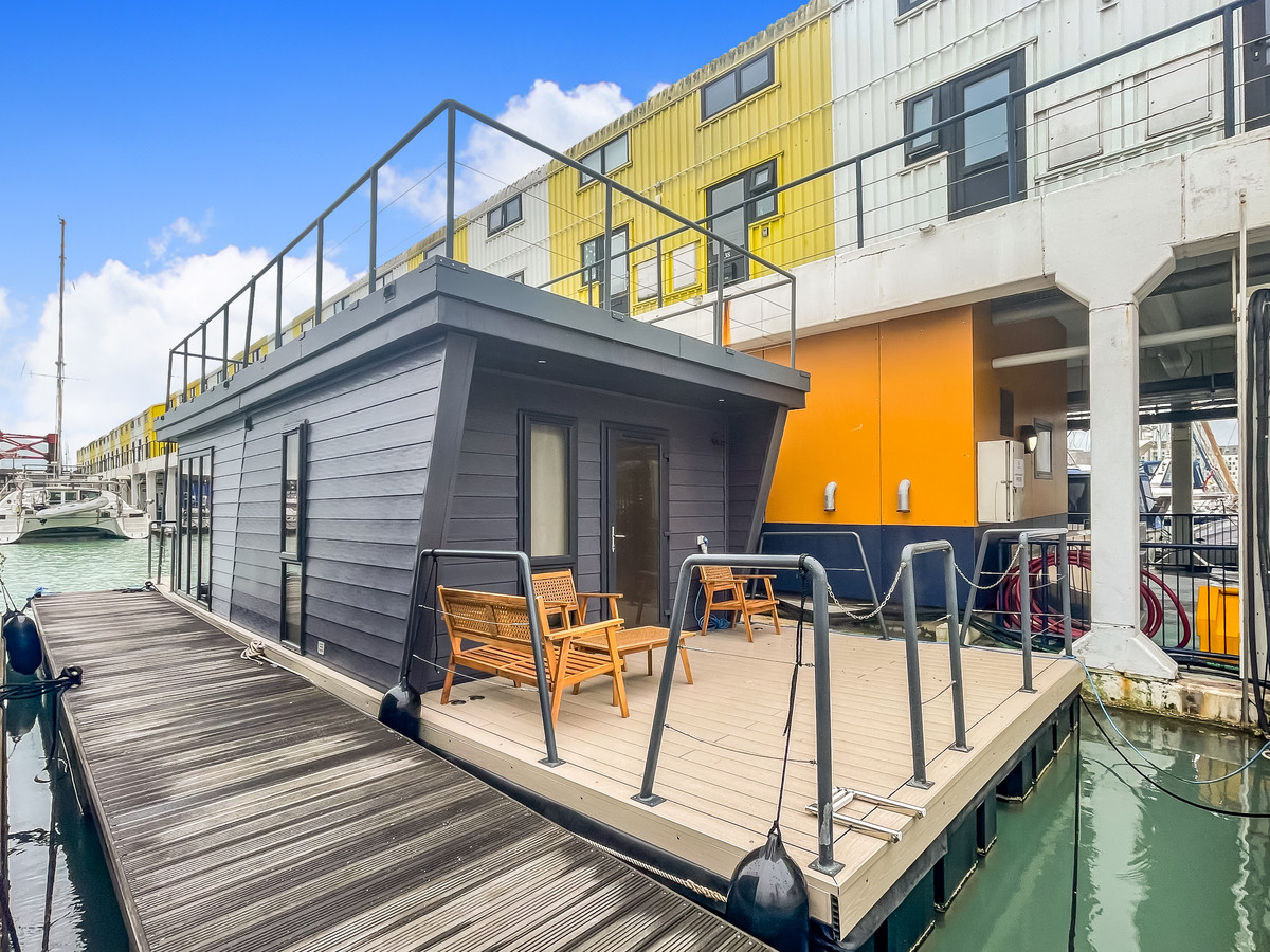 2 bedroom Detached House For Sale