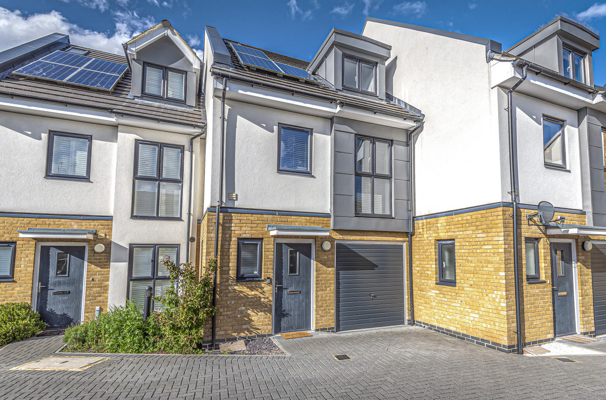 3 bedroom  Sold