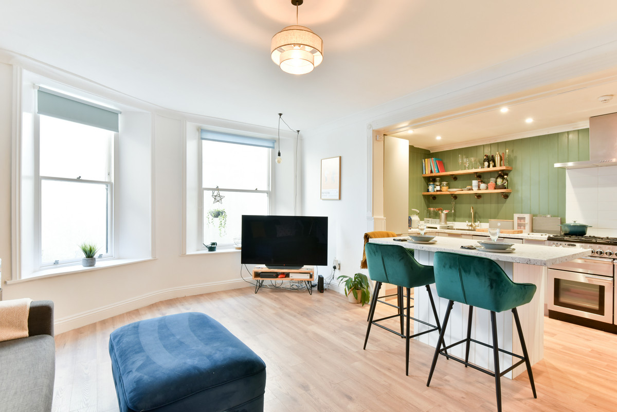 2 bedroom Apartment Sold