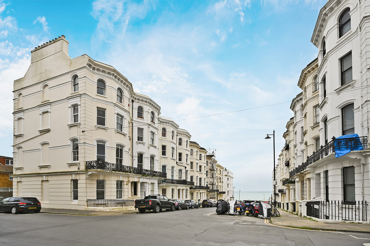 2 bedroom Apartment Sold