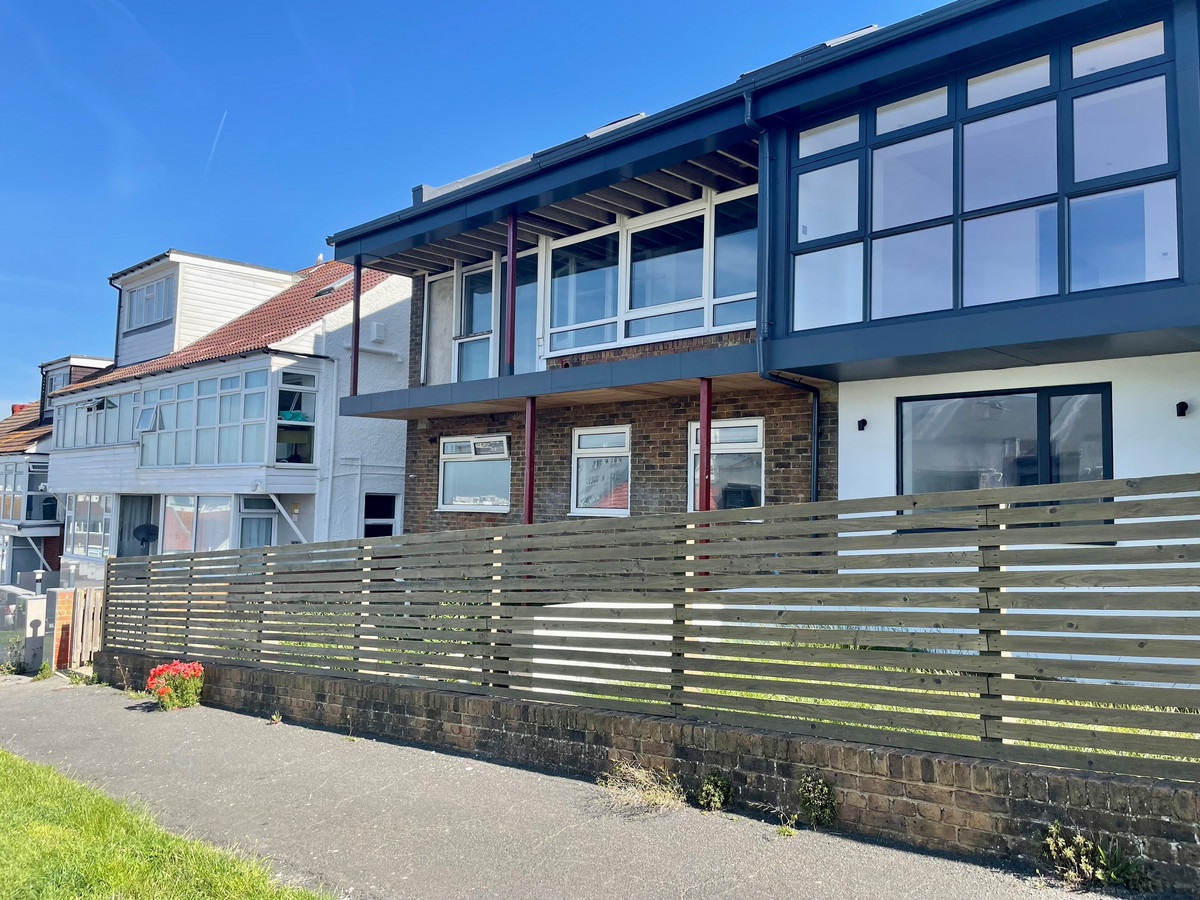 4 bedroom Semi-Detached House Sold
