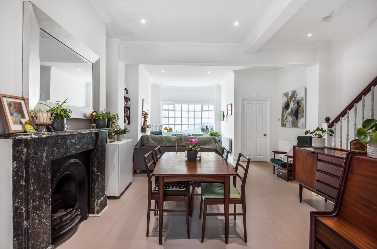 4 bedroom Terraced House Sold