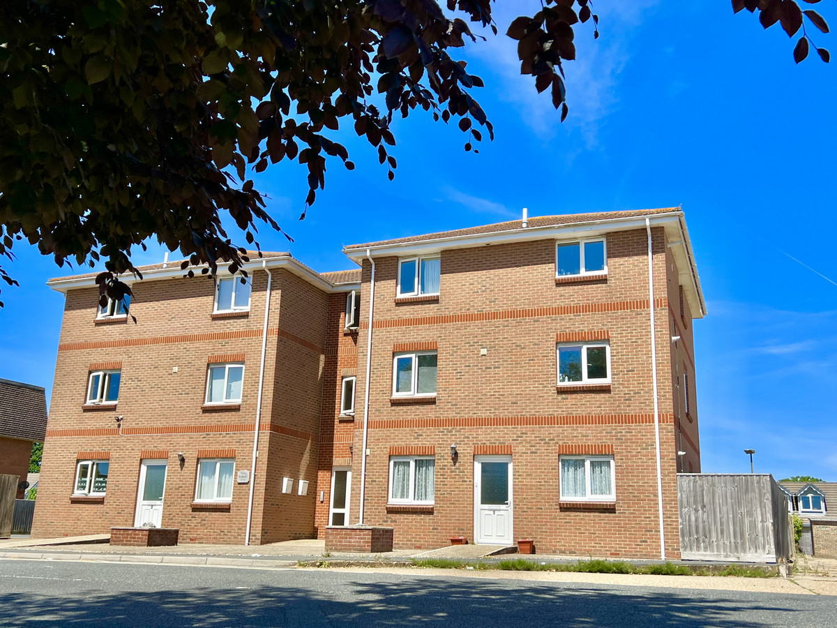 2 bedroom Terraced House Sold